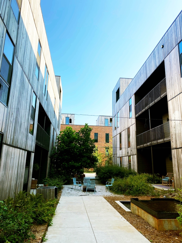 Laneshift2's tweet photo. Laneshift partnered with Specialized Real Estate Group as well as the project manager and lead design firm, Modus Studio to develop a community that is focused on active forms of mobility. https://t.co/R30umtvjim⁠⁠ @specializedreg
@ModusStudio⁠ @BrickAveLofts⁠ https://t.co/iBFiPn25oD