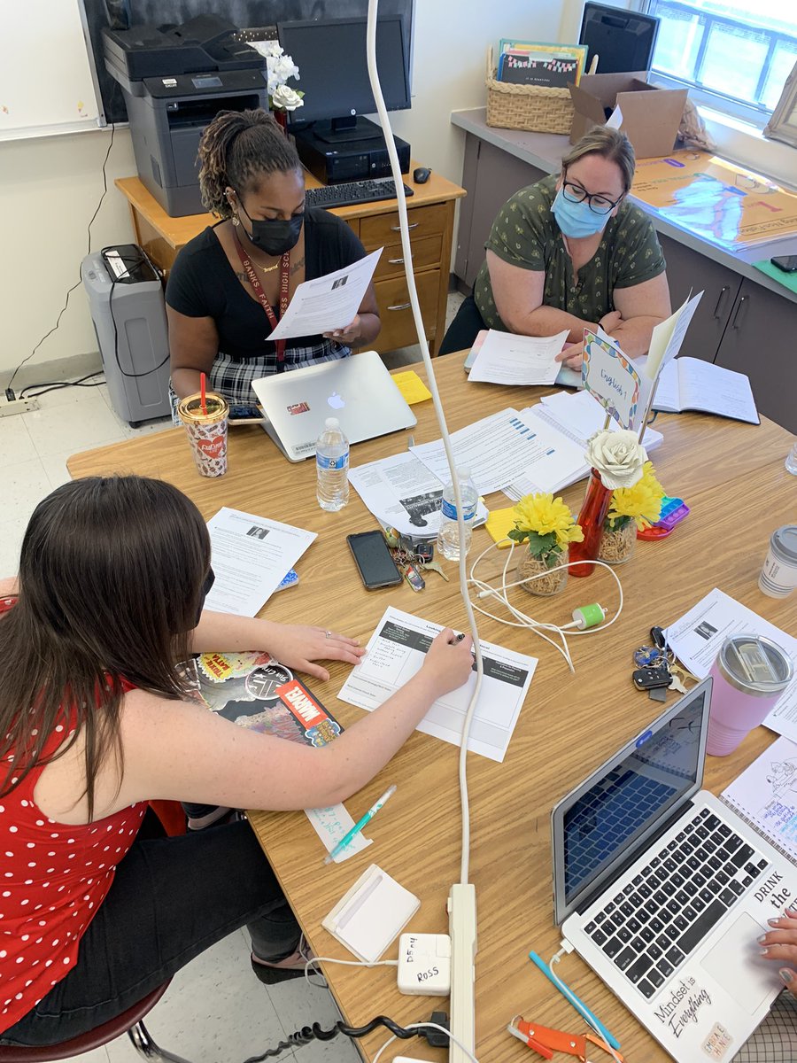 FancyClancyALL's tweet photo. A productive PLC today w/ LASW protocol and making instructional adjustments for non-fiction TEKs! 🤓🤩 @AHSGoldenEagles #TogetherWeSoar 🦅 #TeamELAR @MartyTeran915 @Joseph13464651 @MsBanks2015 @VeroSCervantes https://t.co/ZwfEQdEwxL