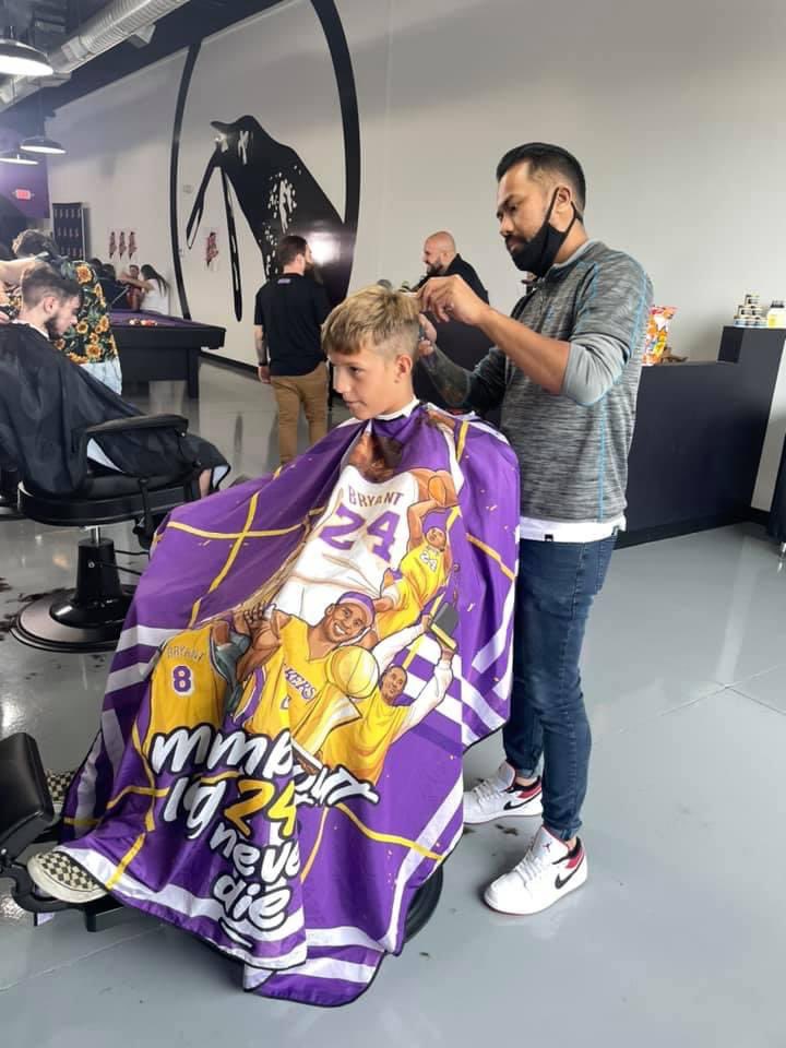 Free haircuts, Free backpacks! What a great event to show support for the community! I made it on the radio 😀 <a href="/JessRacine8/">Jess Conforto</a> <a href="/keroninc/">Keron Incarnato</a> <a href="/ATT/">AT&T</a> <a href="/TheRealOurNE/">#OurNE</a> @Donald_Evans123 @dee_sims207