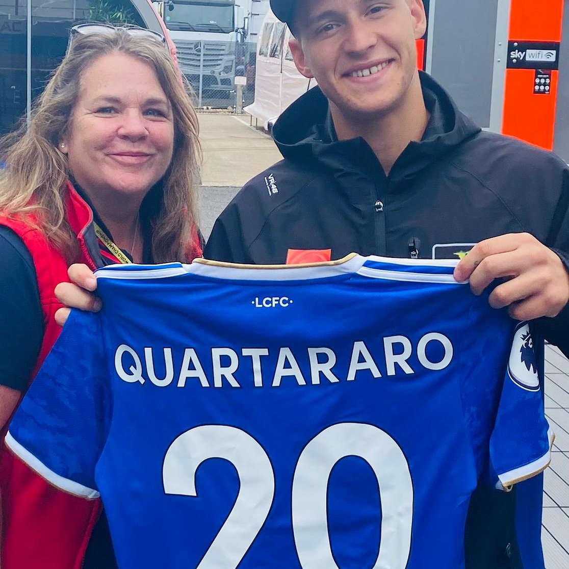 5 years ago I didn't know who <a href="/marcmarquez93/">Marc Márquez</a> was and my wife thought football was for wankers... Then we met 🙈❤ now <a href="/FabioQ20/">fabio quartararo</a> first rider I follow... and <a href="/LCFC/">Leicester City</a> <a href="/DonnaIbbott/">Donna Ibbott</a> first team supported... are united... Fabio and Foxes Never Quit. 💙🦊💙🏍xx