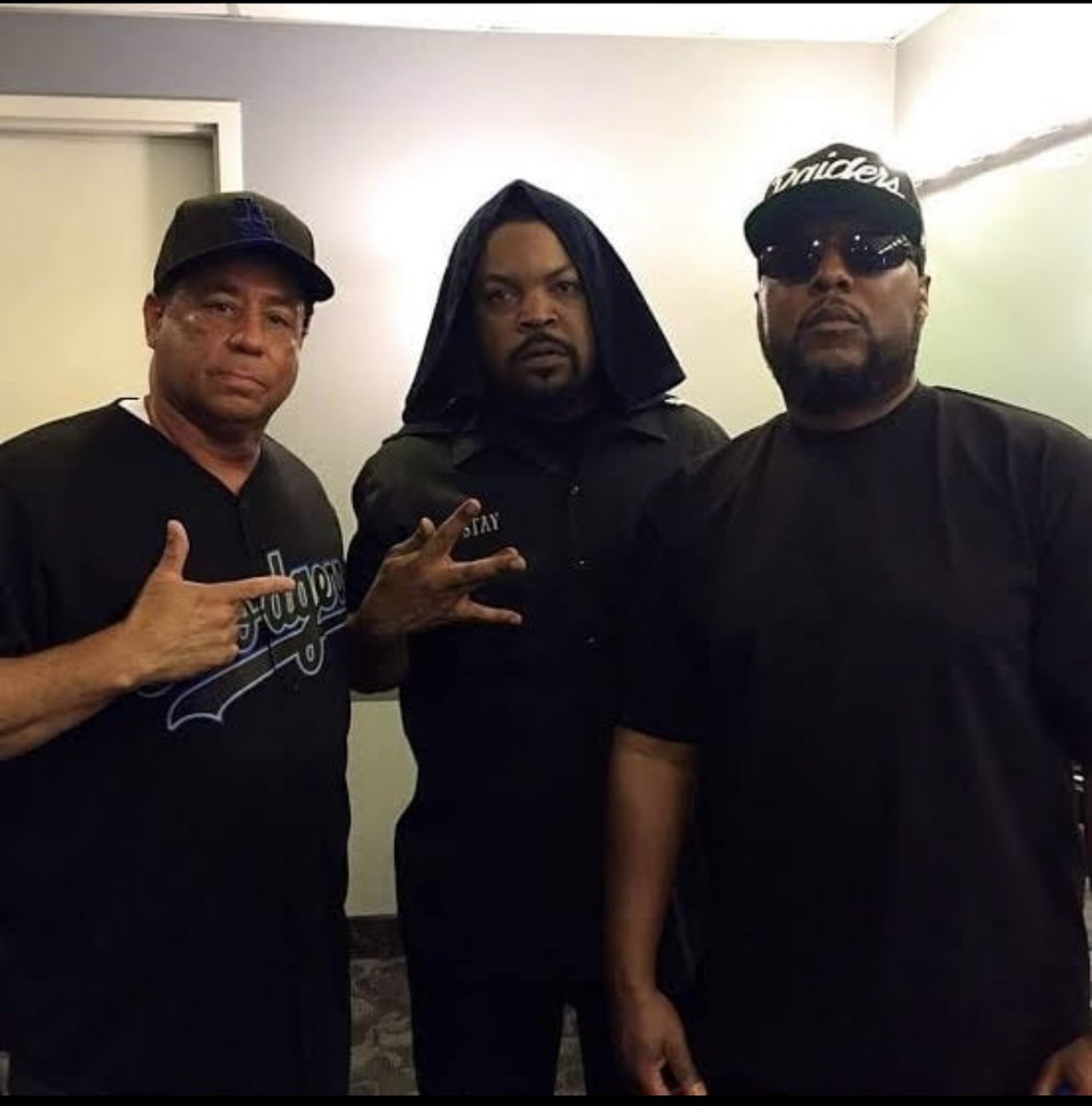 realmcren's tweet photo. Yella , Cube and Myself.  👑👑👑 https://t.co/S4kIcJU0Je