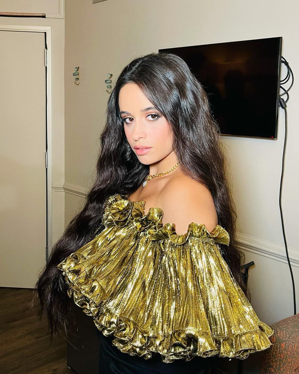 Camila_Cabello tweet picture