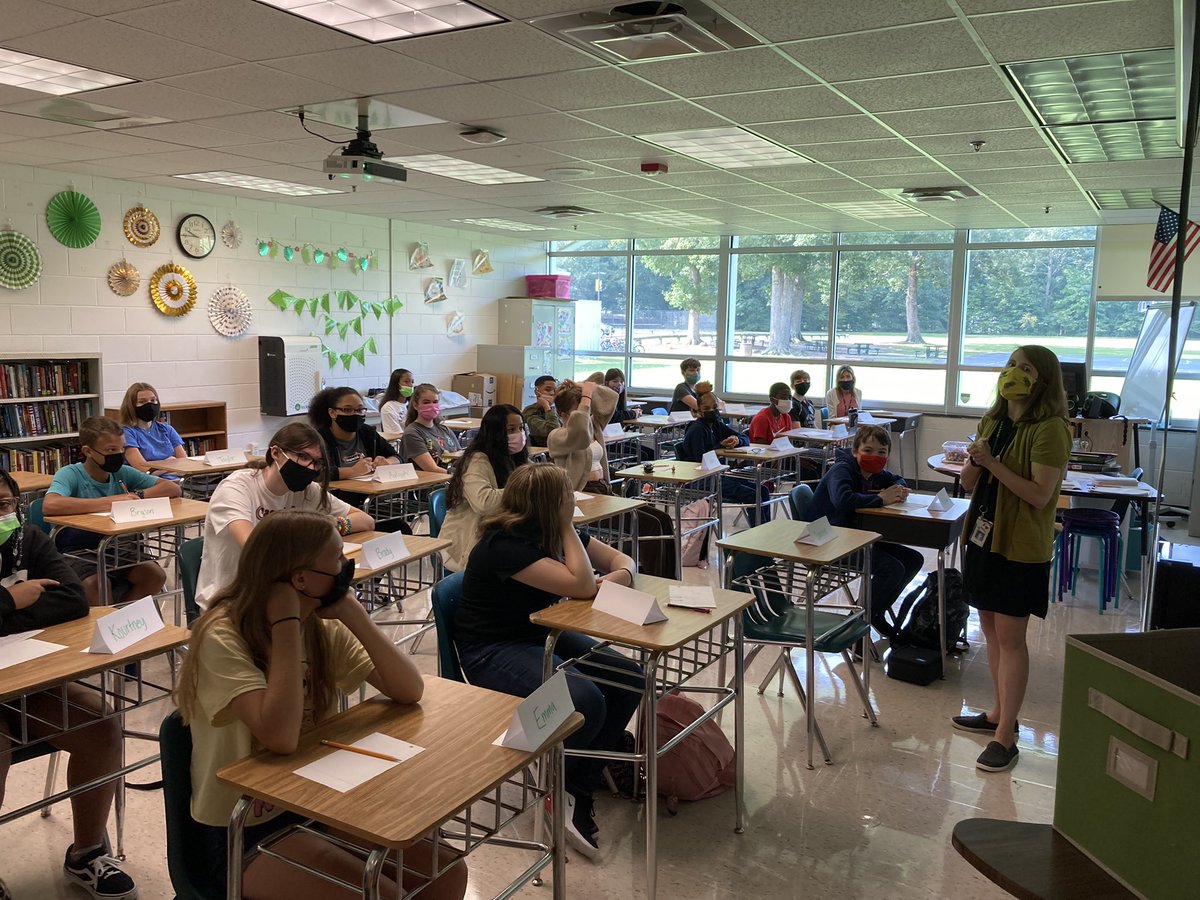 GoQLMS's tweet photo. Today was a magical day @GoQLMS as we welcomed back our Panthers for the 2021-2022 school year. #YCSDFirstDay #TeamYCSD https://t.co/adX1ZqO7Yl