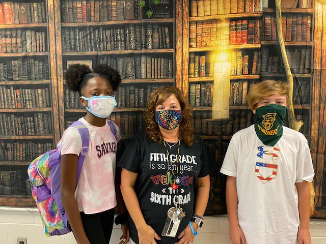GoQLMS's tweet photo. Today was a magical day @GoQLMS as we welcomed back our Panthers for the 2021-2022 school year. #YCSDFirstDay #TeamYCSD https://t.co/adX1ZqO7Yl