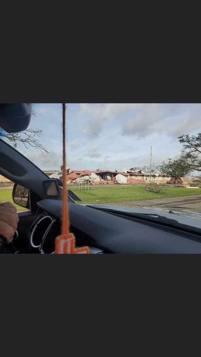 WolfRaiderAlpha's tweet photo. I got got a picture this is upper little calliou  sorry I can’t spell but this close to where I live #Hurricane_Ida #idahurricane #houmalouisiana https://t.co/Vnmd8Cb9qz