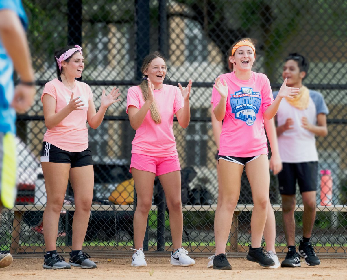 CSCPawPrint's tweet photo. The Class of 2022 had its first kickball game of the year last Friday. "The kickball game was very fun," said senior Santiago Pinto. @cscsclassof2022 https://t.co/HBK54kCM3z