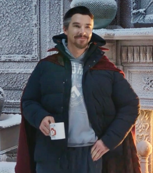 RT @civiiswar: i like doctor strange and thor wearing their civilian clothes https://t.co/iOqo1w5OLz
