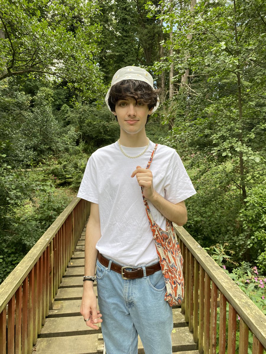 Spifeyy's tweet photo. i went to a forest https://t.co/ffrb72tLVl