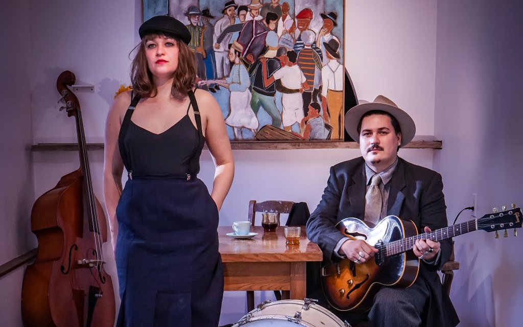 GiGnStream's tweet image. Vancouver Island Blues Bash #virtualstream on app.gign.ca Aug 30th to Sept 2nd
Featuring: @bluemoonmarquee August 30, @kaeshammer Aug 31, @DavidGogoBlues  Sept 1, 
@KellyFawcettBand Sept 2nd.#freeshow on the GiGn app &amp;amp; interact &amp;amp; chat as you watch the show #blues