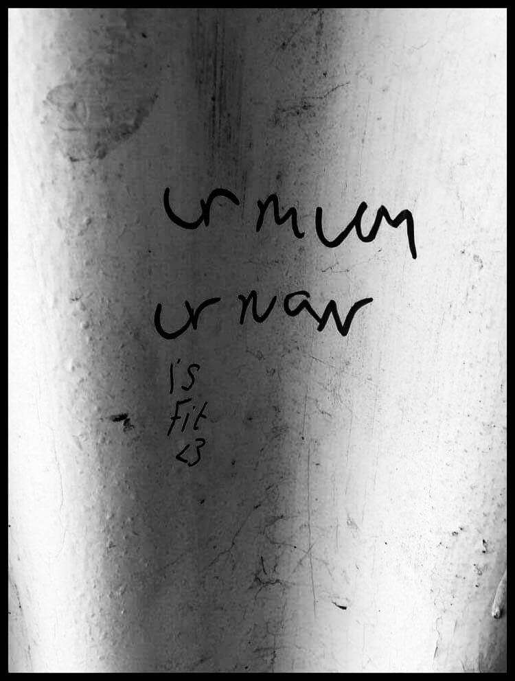 AndUnd21's tweet photo. @muhammadljunaid Ur MuM
Ur NaN
IS
Fit
#BlackAndWhite
#Graffiti 
#Photography https://t.co/vSrQrzaoPW