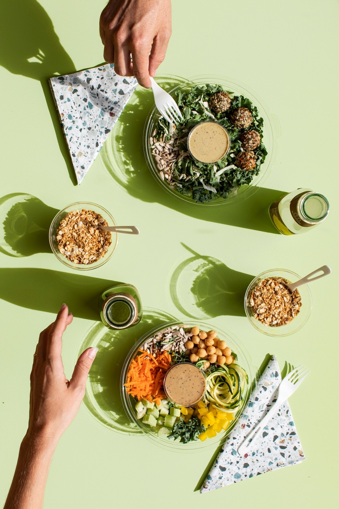 The lunch is out of the bag: organic, plant-based food is back on the menu!🎉 From adaptogenic chia seed puddings to antioxidant-rich salads, look no further than our fridge if sustenance is what you seek!🍽 

Meet the newest members of our Food Cru at blog.greenhousejuice.com