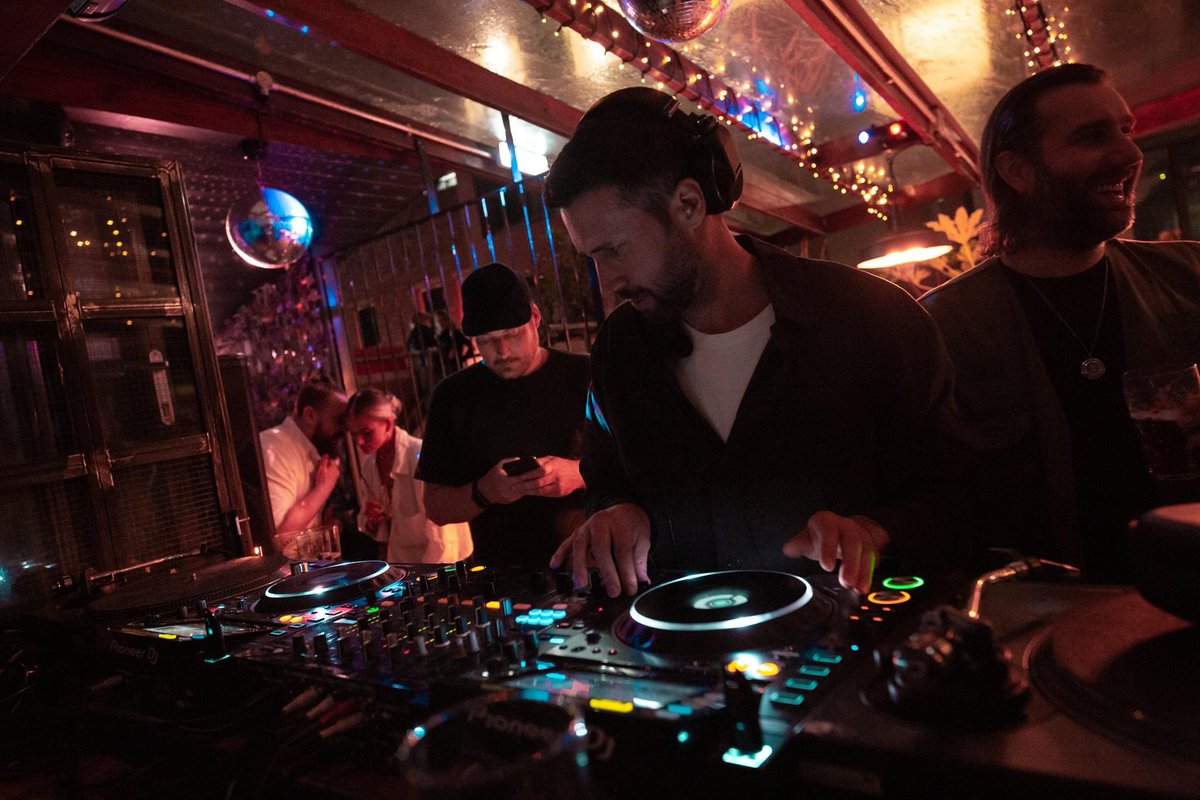 THANKYOU 🙏🏼 - To all who attended our twelve hour party yesterday and all the artists who played across our three floors. So nice to be dancin’ once again, smiling, happy horti people…
<a href="/WOLFMusic/">WOLF Music</a>