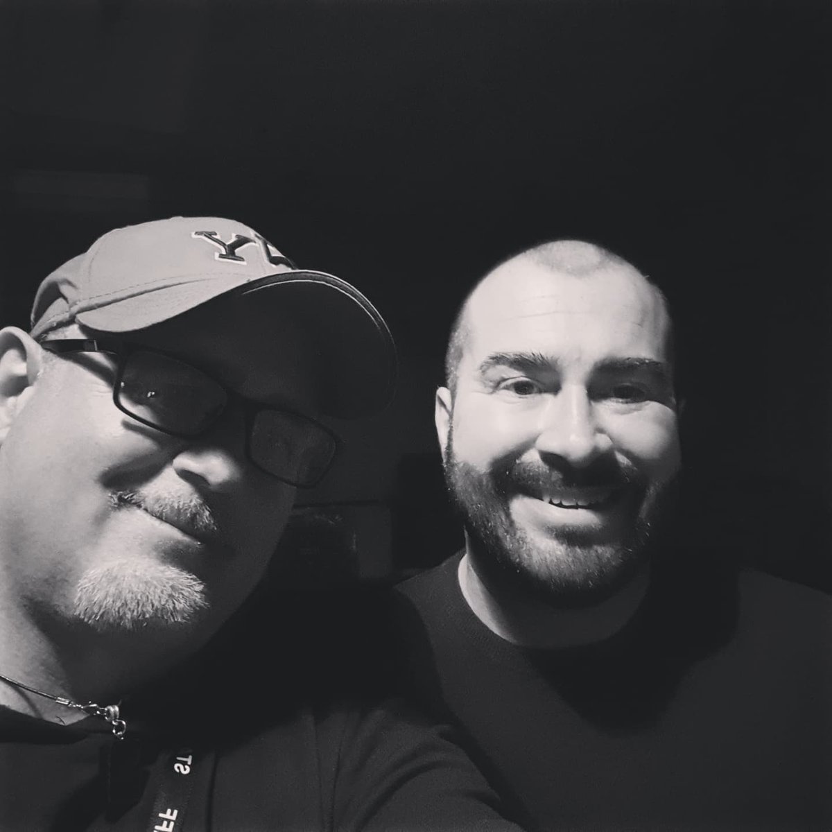 Rocking the spirit world @ Antwerp Mansion with <a href="/andymoo47466784/">andy moore</a> UK psychic medium 👊💥