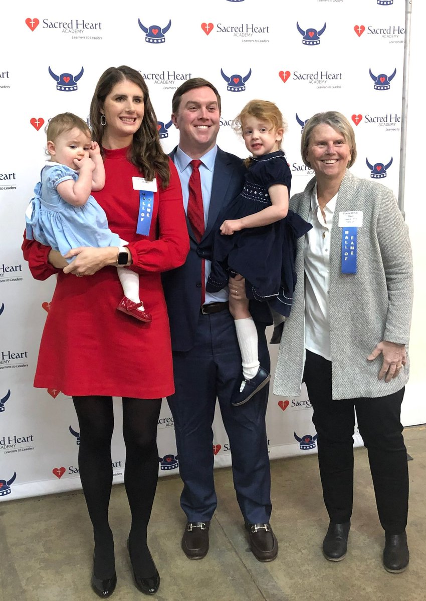 Sacred Heart basketball lost a super star my daughter in law, Elizabeth Campbell Moir.  God does not make them any better than her.  Our hearts are broken.  Rest easy #30