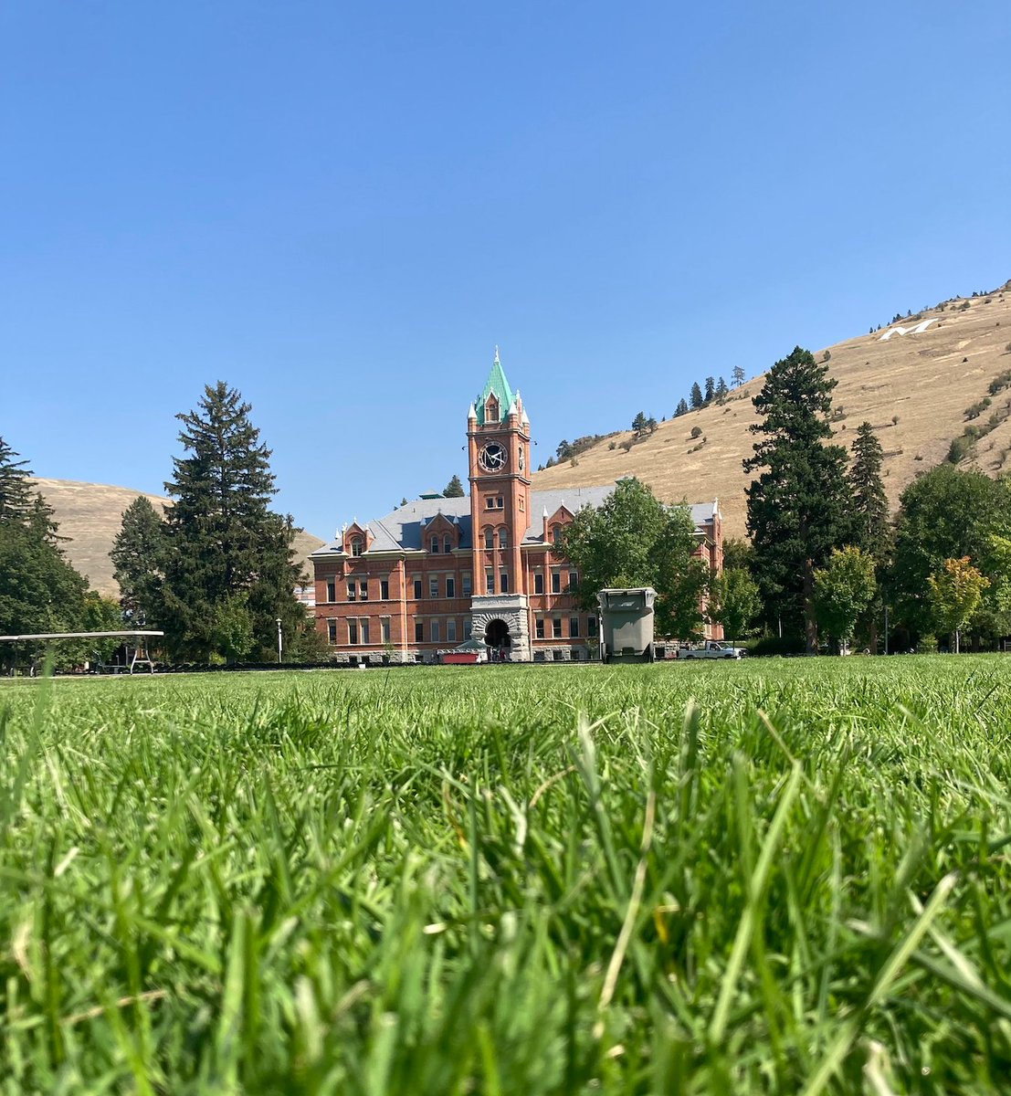 Welcome Back UMontana students!  It's a beautiful day to fill that brain with some knowledge.  We are so glad to have the students back on campus. #firstdayofclass #neuroscience #UMNeuroscience #Brain #Undergradneuroscience #UMontana #Montanaisbeautiful <a href="/UMontanaHumSci/">UMontana College of Humanities & Sciences</a> <a href="/umontana/">University of Montana</a>