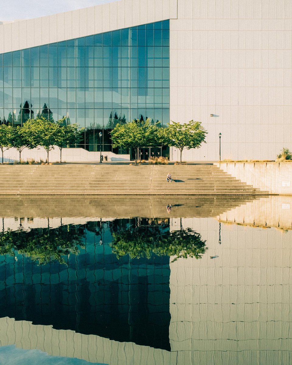VisitSpokane's tweet photo. Reflecting on our perfect weather over the weekend 🌞

#visitspokane

📷 @mattyjunes https://t.co/mu0iMC7qCz