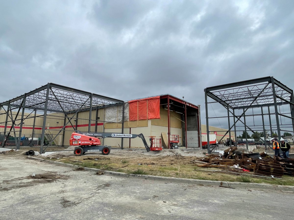 AkelaLtd's tweet photo. Canadian Tire Lethbridge
#akelaconstruction #akelacurrentprojects #akela #CanadianTire #expansion #lethbridge #yycconstruction #yyccontractors #yycbusiness #construction #business #contractors #currentprojects #concrete #steel #yql #yqlconstruction #CTLethbridge #buildingalberta https://t.co/81Nx0CisWn