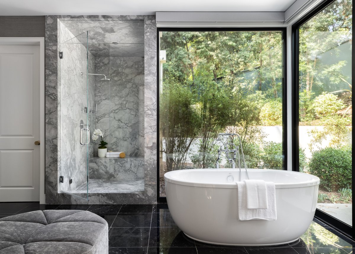 Just Listed: Glamorous and sophisticated high quality renovation of a 1 story John Woolf inspired Hollywood Regency set on a quiet cul-de-sac lane in the heart of Beverly Hills.
Asking $7.9M Represented by Brett Lawyer
View More: bit.ly/3t3g3Aq