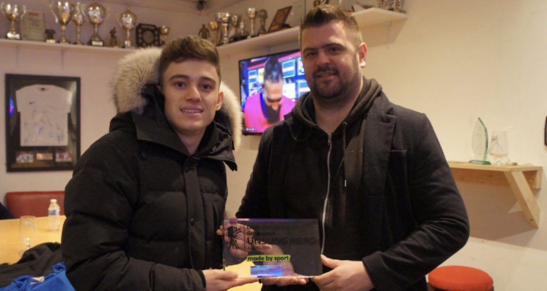 PetesP2P's tweet photo. @Cristiano don’t let @Daniel_James_97 leave have you looked at Dan’s crossing ability the two of you together would be amazing https://t.co/Z82HOpbM5b