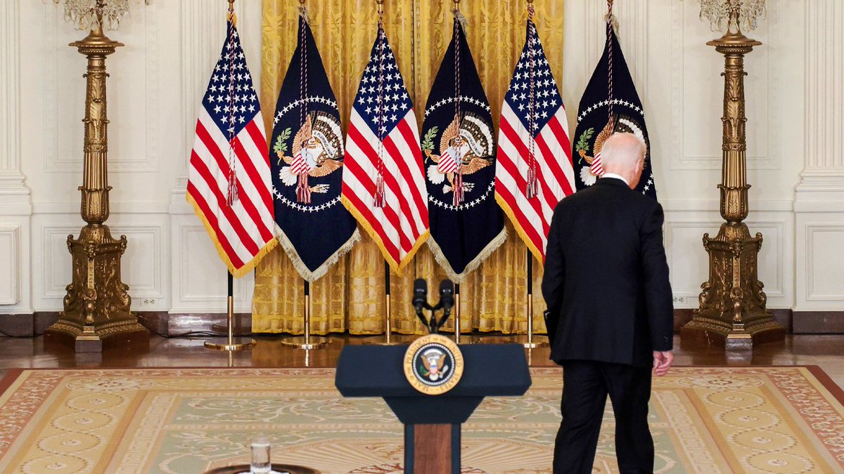 FoxNews's tweet image. Biden breaks vow and leaves stranded Americans in the hands of the Taliban foxnews.com/politics/biden…