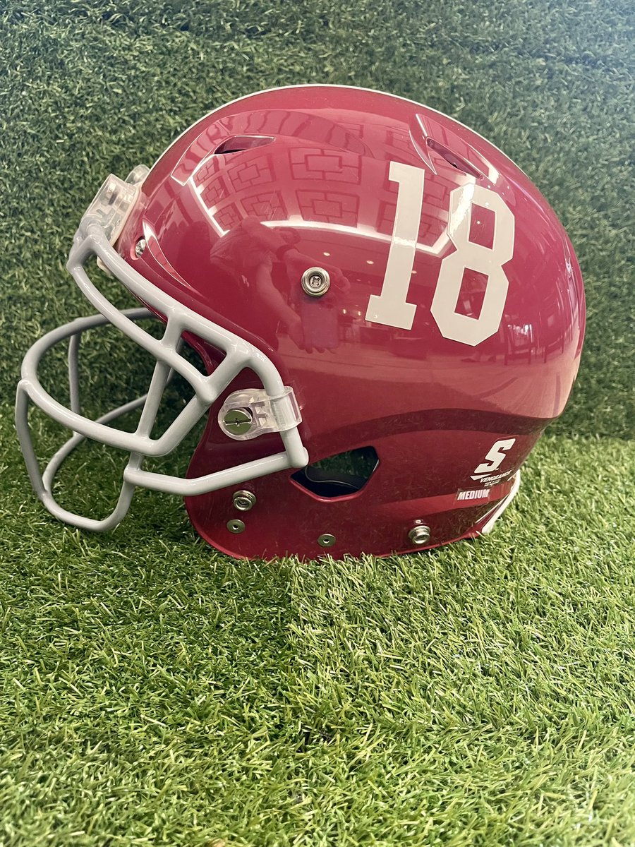 CFAPeachBowl's tweet image. Hey @AlabamaFTBL fans…. Do any of y’all want your very own Alabama helmet?? 🐘🏈

Like &amp;amp; Retweet this tweet for your chance to win - must be following us to be considered.. GOOD LUCK! 🤞