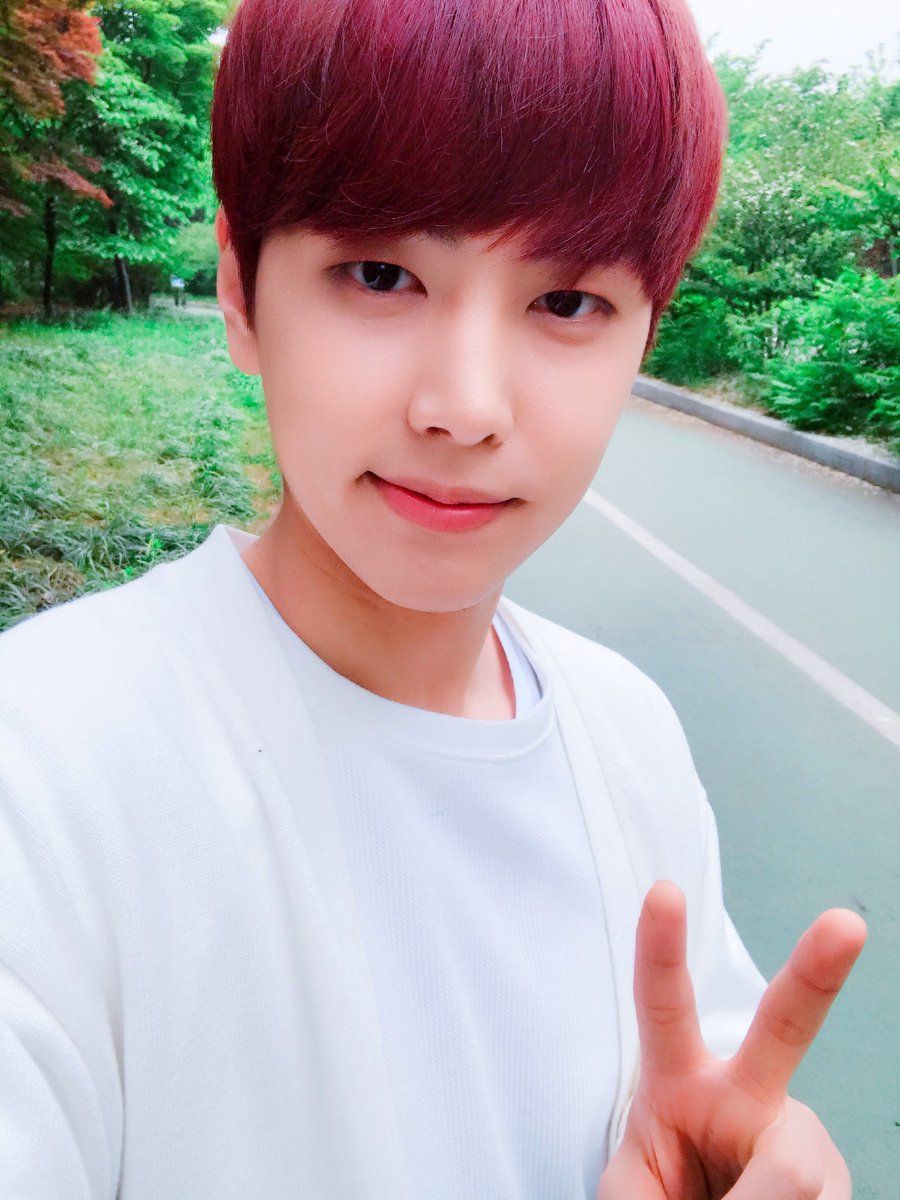 239 hour of Jaeyoon
[ #JAEYOON #재윤 #SF9 <a href="/SF9official/">SF9official</a>]