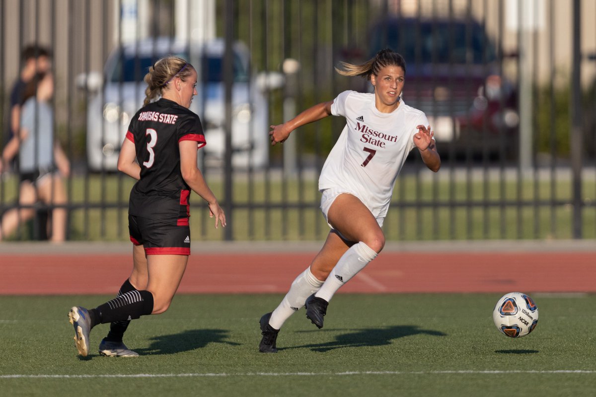 MissouriStBears's tweet photo. The #MSUBears Student Athlete of the Week presented by Murney is @MSUBearsWSoccer's Kate Schroeder. https://t.co/meq81f8bAv