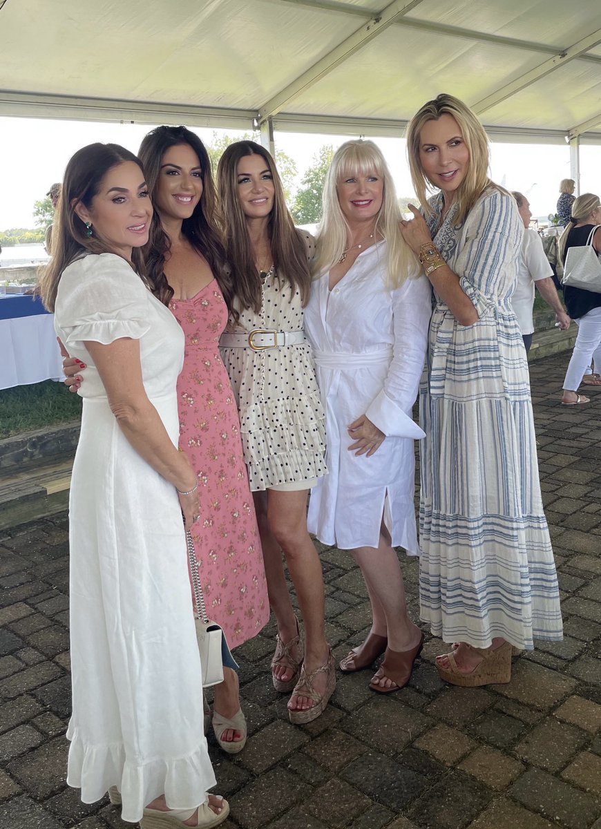 m_psitos's tweet photo. @HamptonClassic https://t.co/irdVmS5qCK