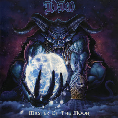 NoClass_Radio's tweet photo. 30 de agosto de 2004. Se publica el álbum "Master of the Moon". Es el decimo y ultimo disco de estudio de la banda Dio. #DIO #MasteroftheMoon https://t.co/sGwTym1Ic6