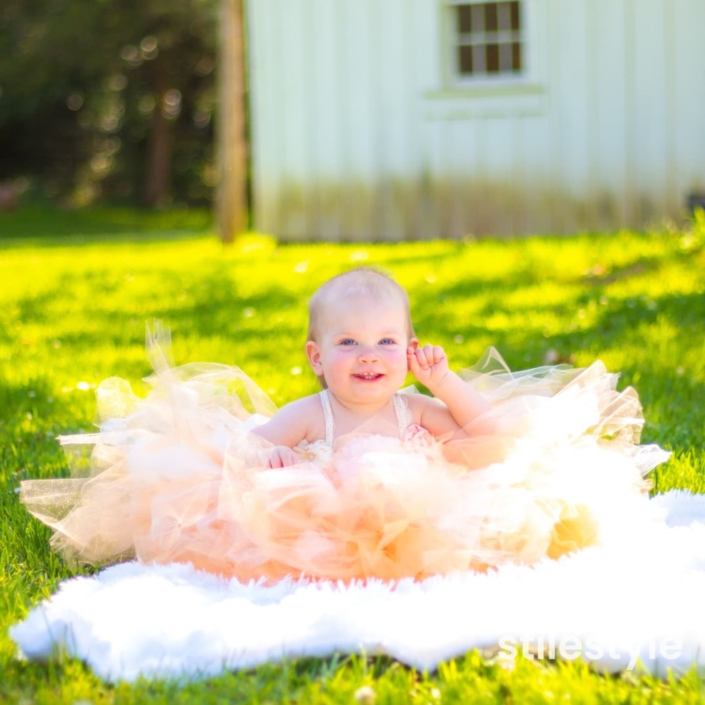 sweet peach

#stilestyle #sweetpeach #babybirthday #peachdress #babiesofinstagram #babyinstyle #baby dress #fullofsummer #vibes #birthday #photography #photoshootideas #love #sisters #peachesandcream #adorable #smile #firstbirthday #family #weekend #cakesmash #cute #photogra…