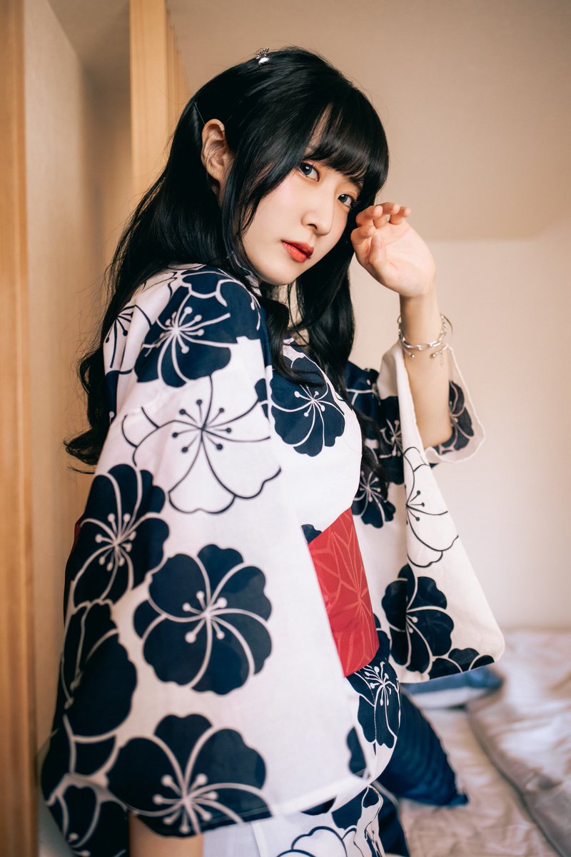 Makun1014ma's tweet photo. model : NIRU さん(@0_nNew )
#写真好きな人と繋がりたい
#ポートレート好きな人と繋がりたい
#ポートレート
#ファインダー越しの私の世界
#pasha_magazine #浴衣 #黒髪
#ゼロネクスト撮影会
#ZERONEXT https://t.co/I0jwVWPQZL