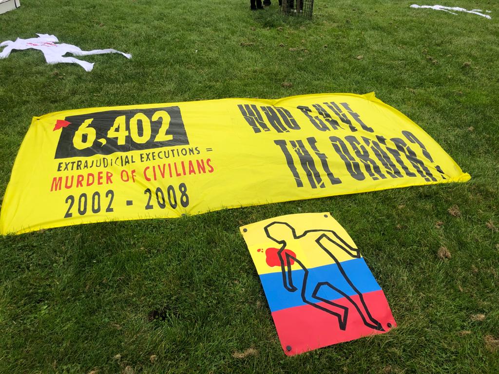 Fotos de la #6402Performance en #Londres