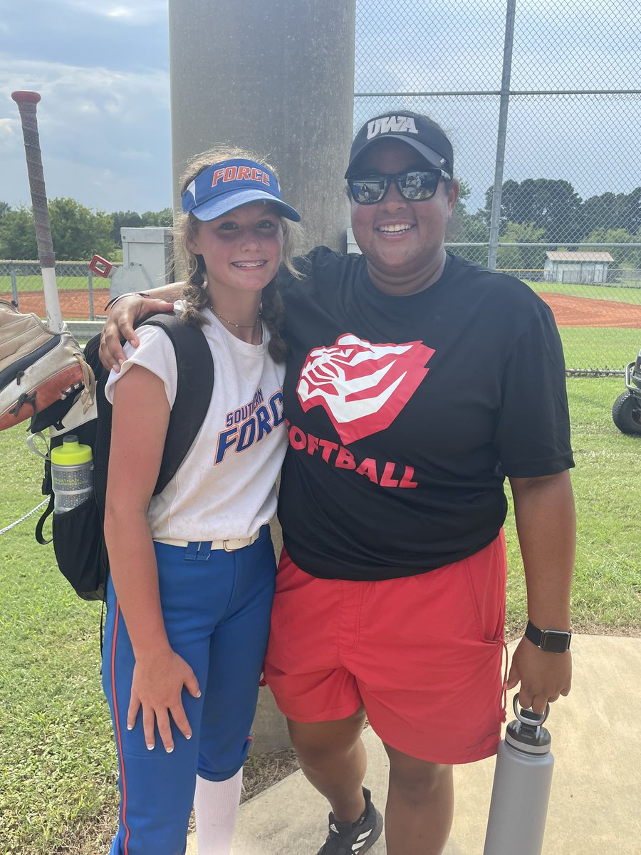 SingletaryTaz's tweet photo. Thank you so much for the camp this sunday it was so much fun I really enjoyed it! @coachangelbrown @Whithawk9 @Whit https://t.co/gDF4q8b7GI