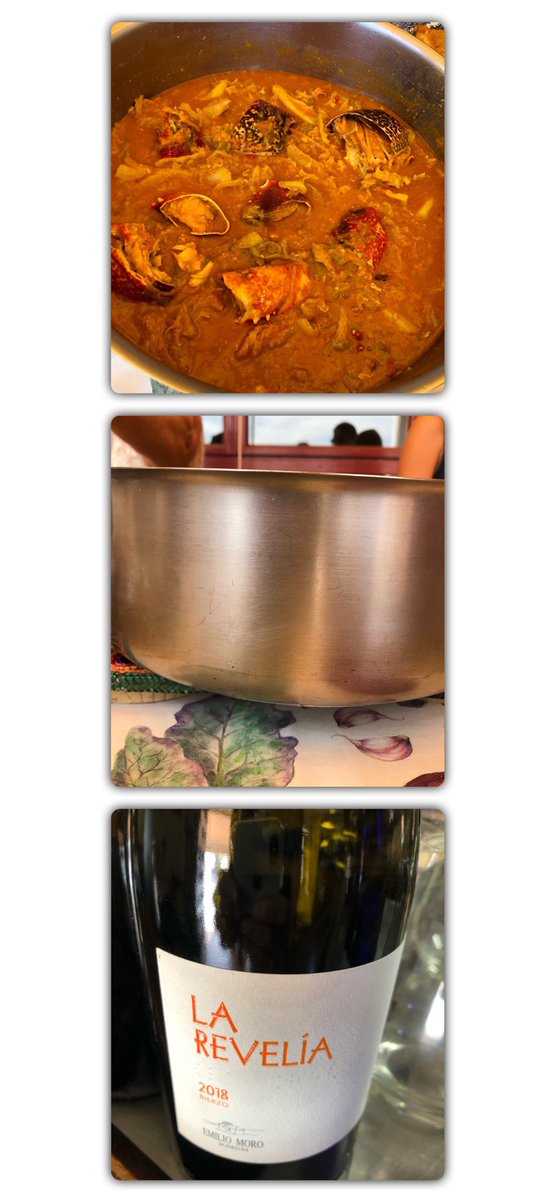 Y para dar por terminado el verano de Luanco , este arroz del señorito con pulpo y oricios y sobre todo el platazo de verdura (repollo) con bogavante que está para llorar, ambos del restaurante Guernica.