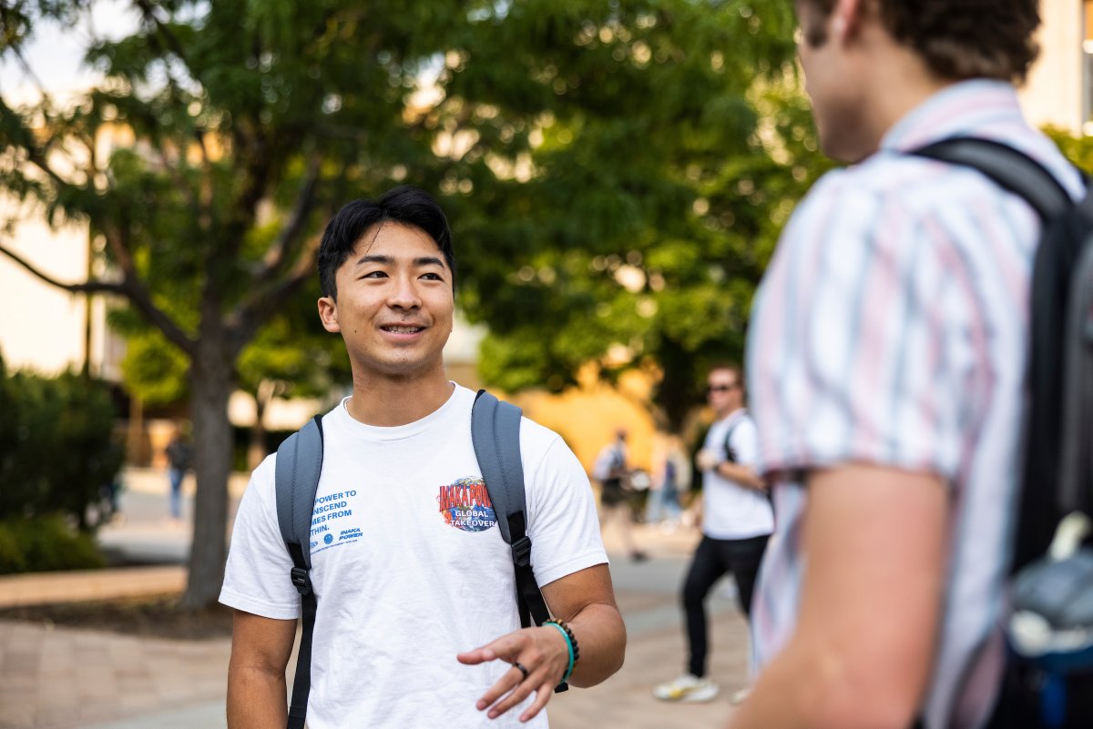 BYU's tweet photo. Just a few of our favorite #BYUFirstDay pics from @BYUPhoto.
Scroll through the full gallery here ➡️https://t.co/Wsw5dzQtm3 https://t.co/xQfF7rKvlI