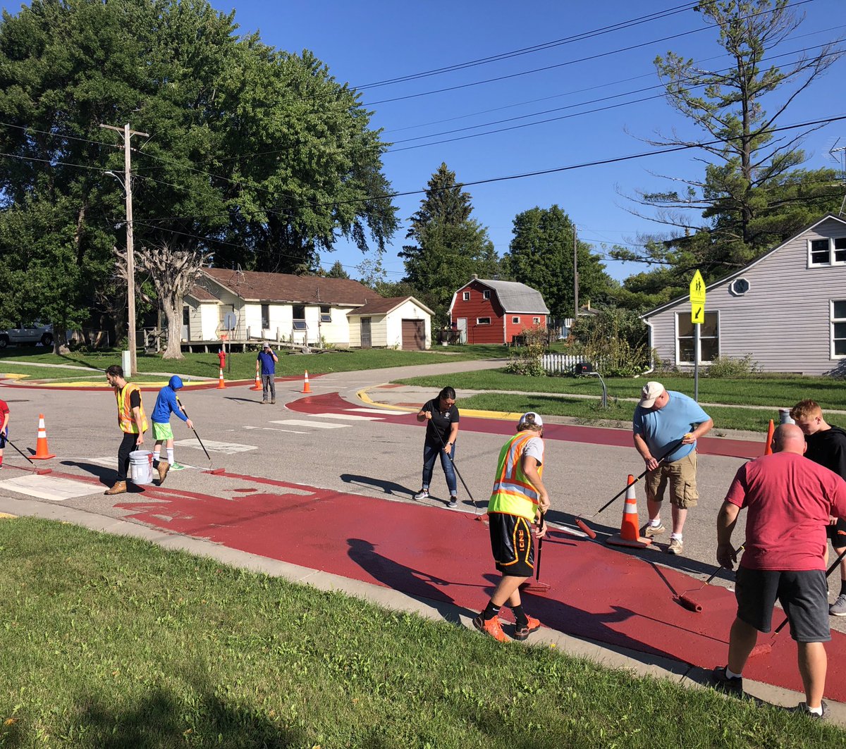 clhrs's tweet photo. Installing curb extensions and a pedestrian lane as part of a #MnDOT Safe Routes to School project #demonstrationproject #SRTS 
📍Ashby, MN https://t.co/ue0AeuRCc3