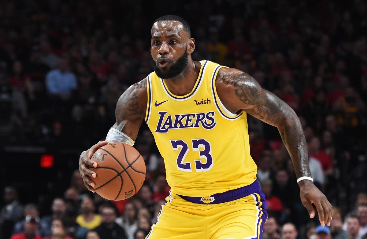 Forbes's tweet photo. How much is LeBron James worth? https://t.co/G9xoTlION7 https://t.co/J6bAGOTMnP
