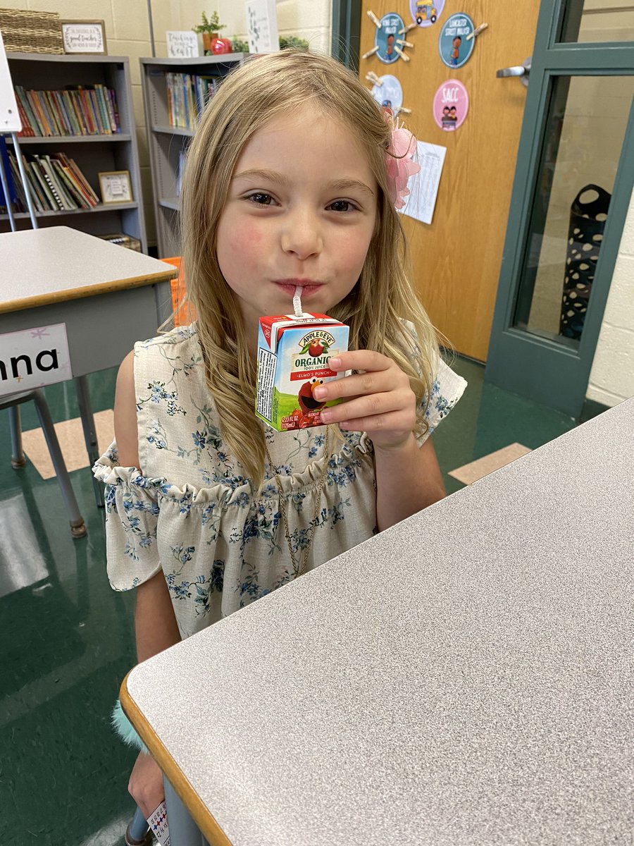 Happy 1st day of 2nd grade! I loved seeing these smiling faces today😊 We ended the day with some jitter juice to help us get out the rest of our first day jitters🧃