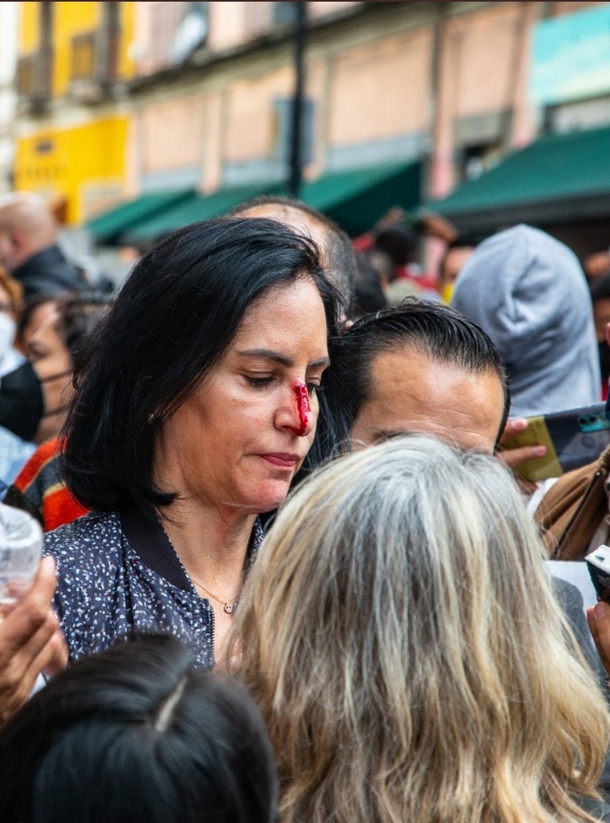 Trataron mejor a Pío y a Martín López Obrador, hermanos del anlo.

Dice <a href="/Claudiashein/">Claudia Sheinbaum Pardo</a> que no llegaremos a 1000 RT.