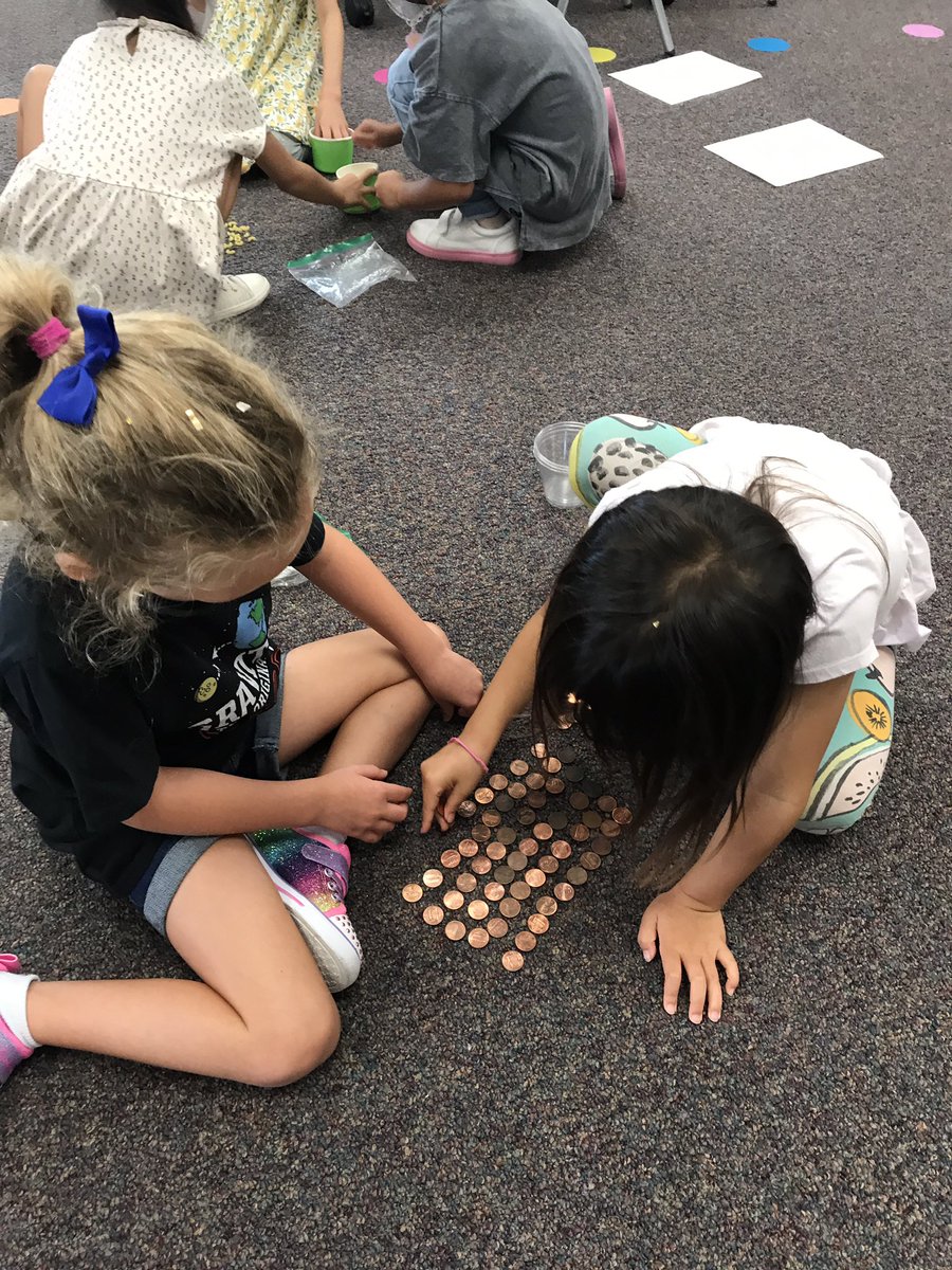 Anjones928's tweet photo. First day counting collections!  Look how organized their counts are! #countingcollections @Hawks_OH https://t.co/cm4boUzYm4
