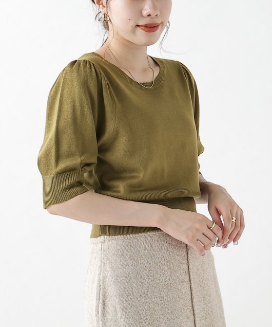 RC_mio's tweet photo. 【New  Arrival🌿】

シンプルなデザインで着まわししやすいニットです🌼💕
袖のギャザーで女性らしい印象になります！💐

◎タックスリーブコンパクトニット
No：117-925910
Col：黒・ベージュ・オレンジ・ピスタチオ
Size：F
Pri：¥3,960(tax in) https://t.co/OqWbznhHPj