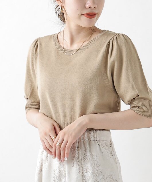 RC_mio's tweet photo. 【New  Arrival🌿】

シンプルなデザインで着まわししやすいニットです🌼💕
袖のギャザーで女性らしい印象になります！💐

◎タックスリーブコンパクトニット
No：117-925910
Col：黒・ベージュ・オレンジ・ピスタチオ
Size：F
Pri：¥3,960(tax in) https://t.co/OqWbznhHPj