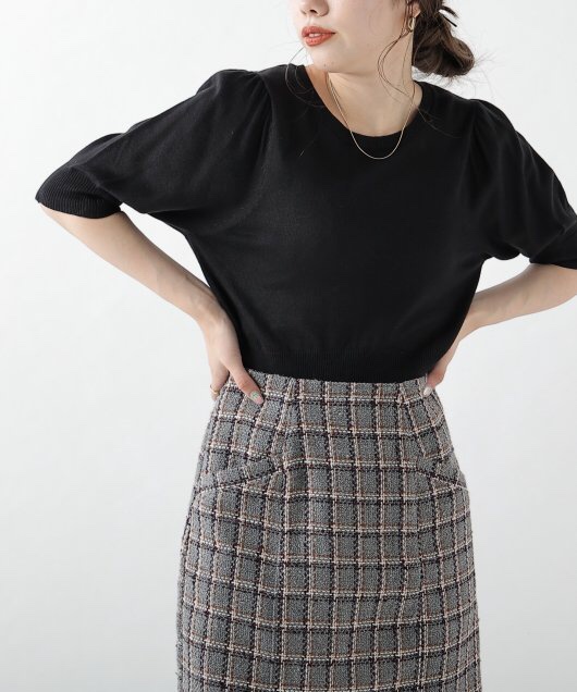 RC_mio's tweet photo. 【New  Arrival🌿】

シンプルなデザインで着まわししやすいニットです🌼💕
袖のギャザーで女性らしい印象になります！💐

◎タックスリーブコンパクトニット
No：117-925910
Col：黒・ベージュ・オレンジ・ピスタチオ
Size：F
Pri：¥3,960(tax in) https://t.co/OqWbznhHPj