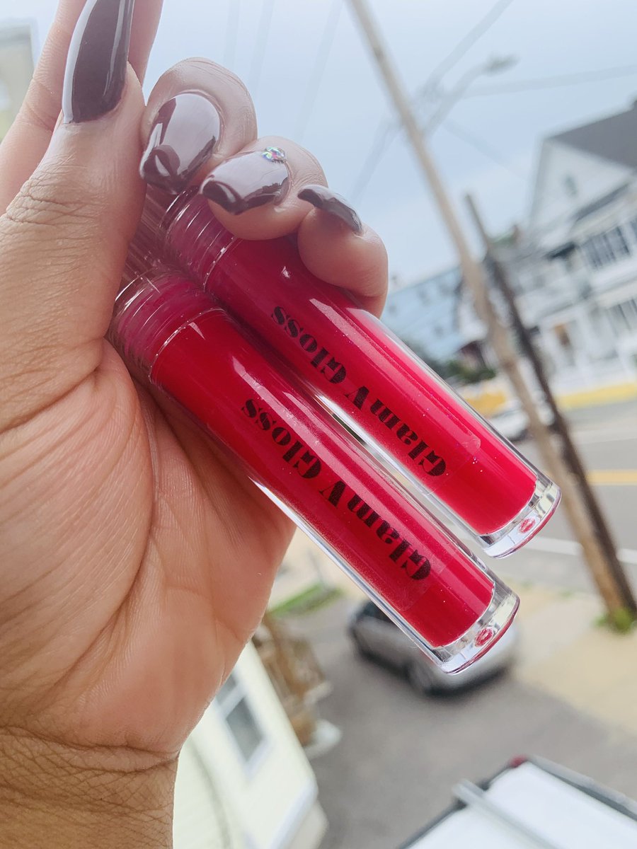 Gyvencha1's tweet photo. @JeffreeStar I launch my business👩‍💼.It’s been a dream of mine for two years and I finally did it🥺Please check out the website and see if there’s anything ya like🥰and share with your friend. 
Website; https://t.co/LmmHhZpncQ
I’m having a summer blowout sale. Please share😭it’ll mean a lot https://t.co/6mfe9RYhwx
