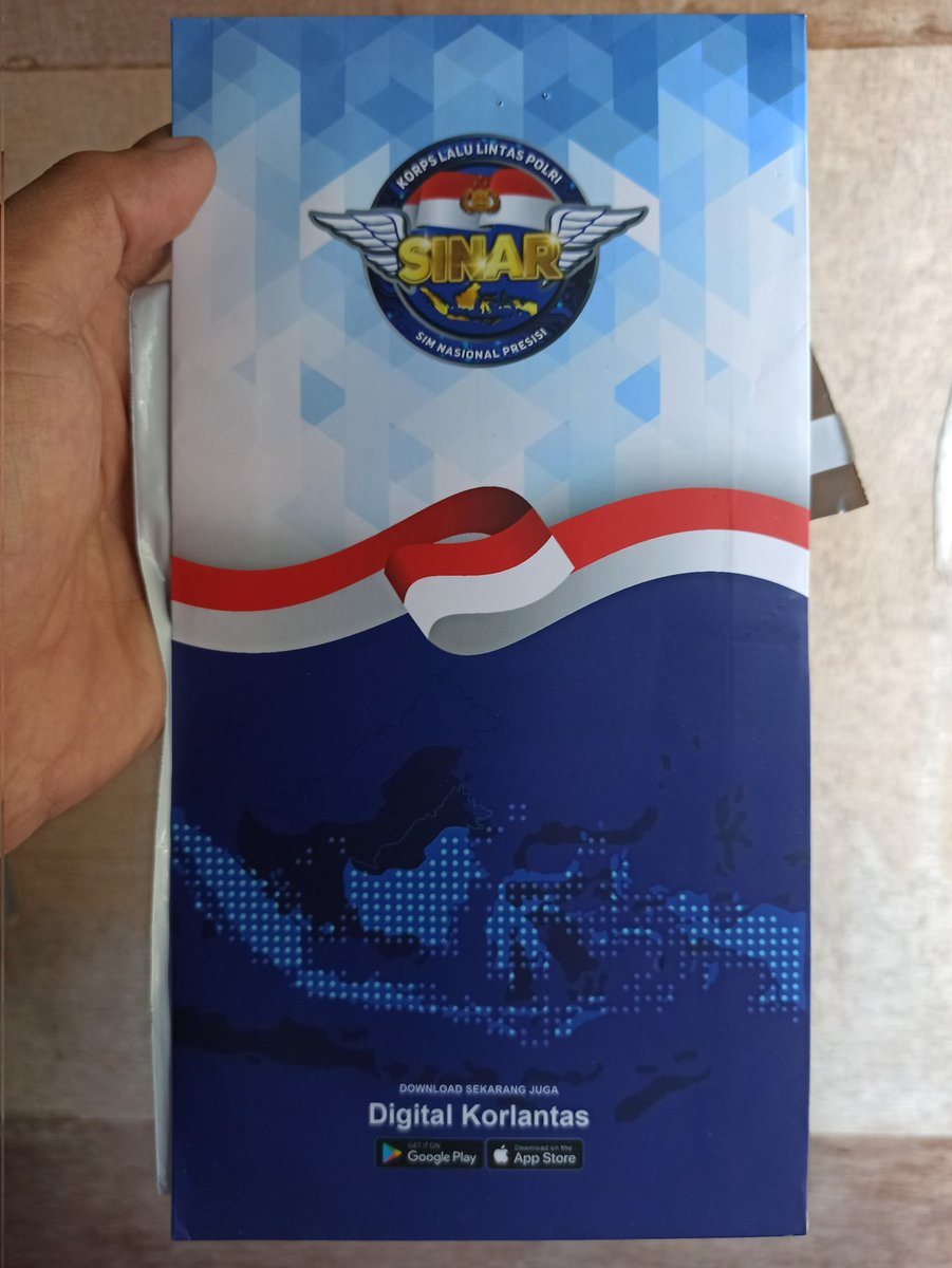 JeJackQ's tweet photo. @korlantasid Alhamdulillah, perpanjangan SIM online itu benar-benar ada, bukan dongeng belaka.. 😁
Mudah prosesnya dan memuaskan hasilnya jika dipahami dengan baik langkah-langkahnya.. 
Saatnya yang sudah berhasil perpanjangan ini berbagi pengalaman kepada sesama.. https://t.co/mXOT9Lw1f6