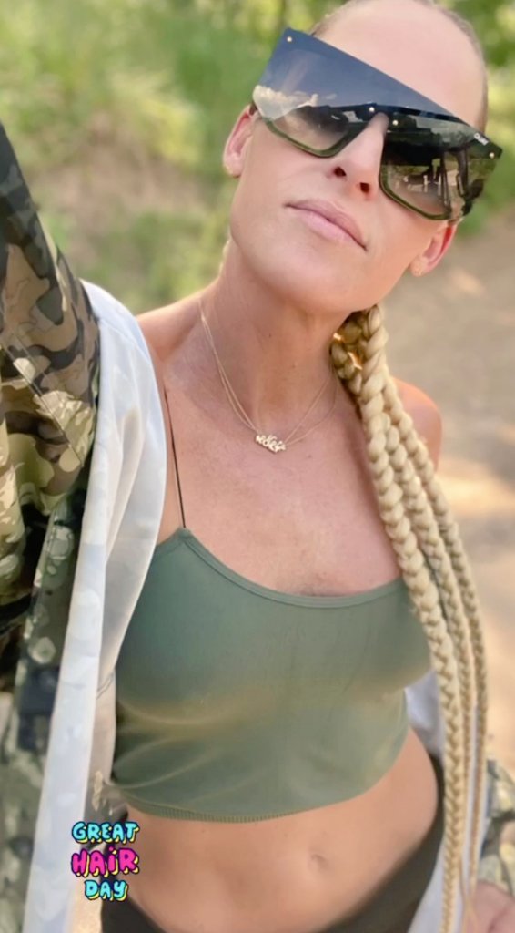 FanMccol's tweet photo. I love her braids so much 😍✨
(@McCoolMichelleL Via Instagram Stories)
#wwe #wwesmackdown #wwenetwork #wwesuperstars #wwediva #wwedivas #formerwwediva #formerwwedivas #MichelleMcCool #MichelleMcCoolWWE #simplyflawless #LayCool #laycoolforever https://t.co/DyPwzTsvMD
