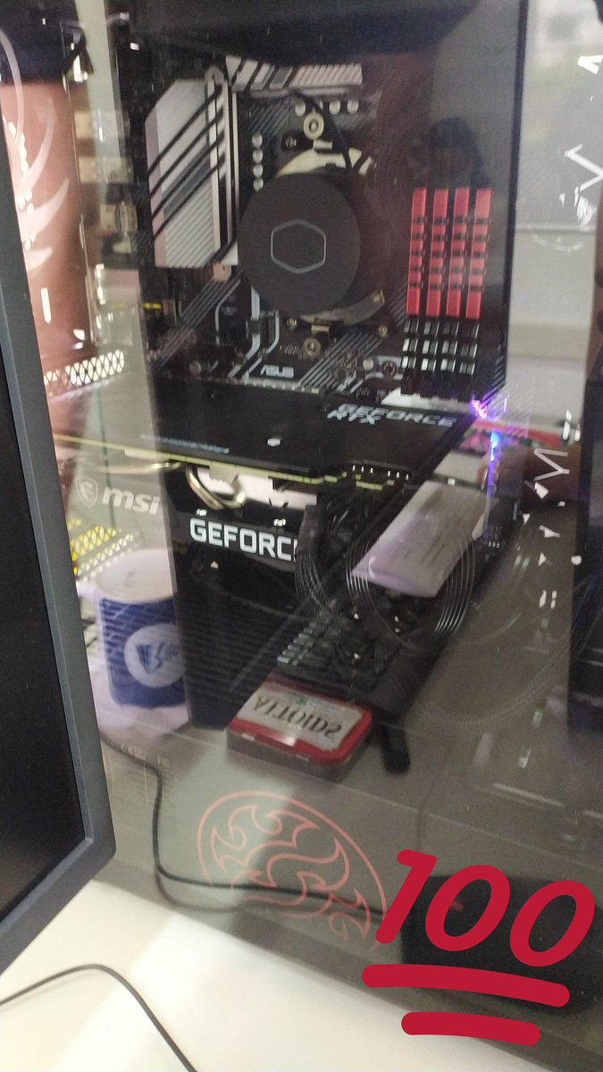 Drippedshe's tweet image. 👀👀