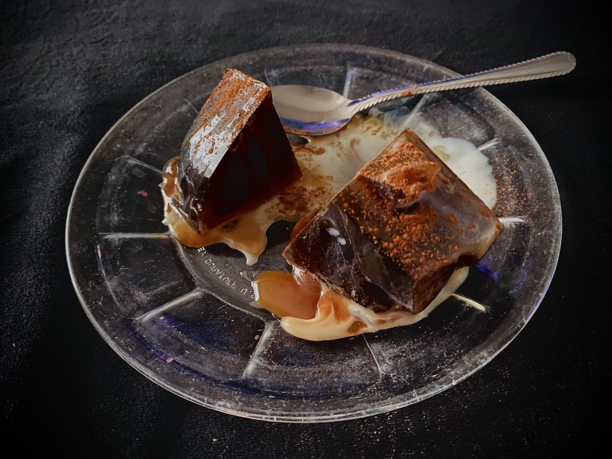 coffee_jaxhee's tweet image. Coffee jelly and movie night? Sign me up. ^^ 🤎