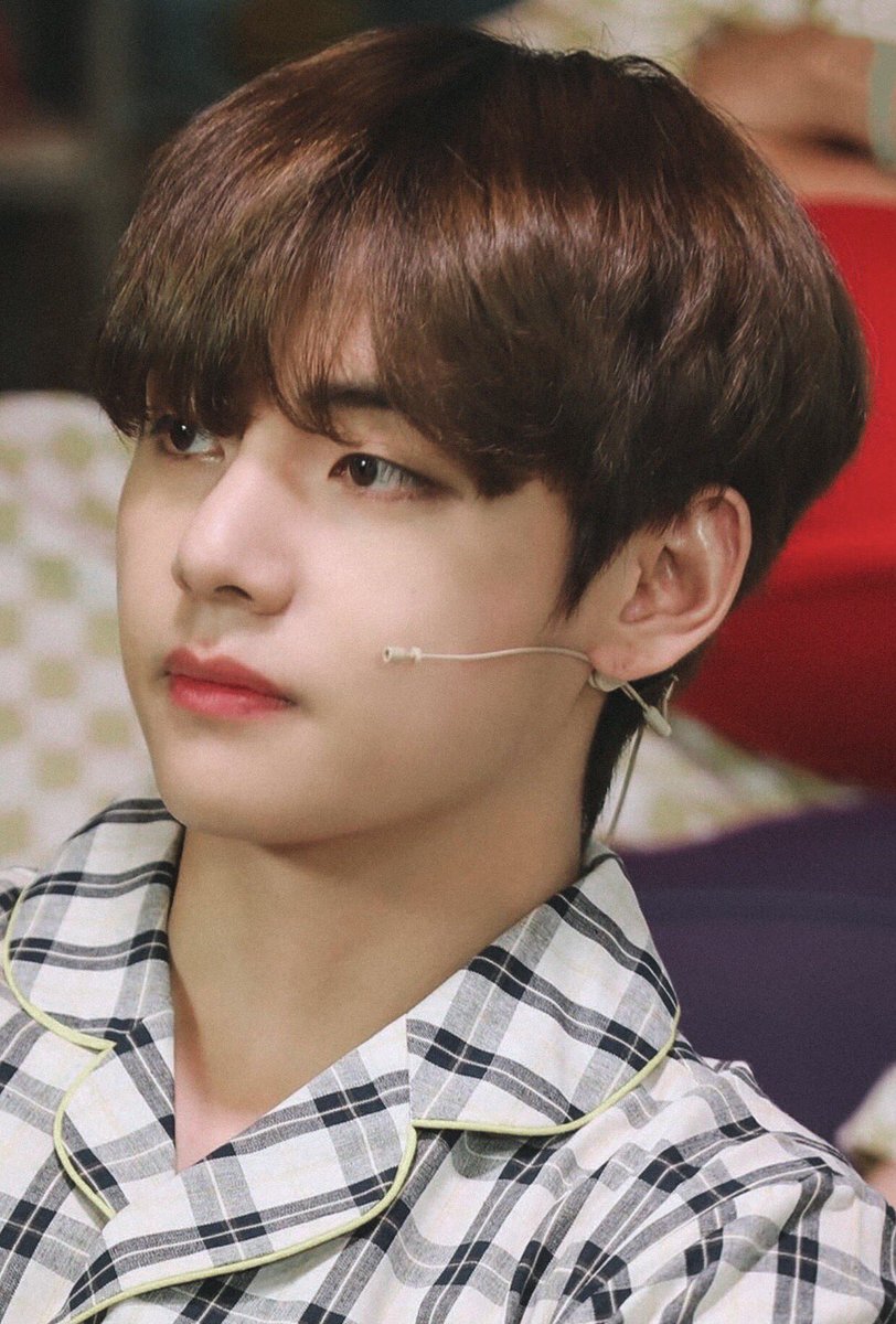 taeteland's tweet photo. 🧸#V https://t.co/SPj0k2qhYe