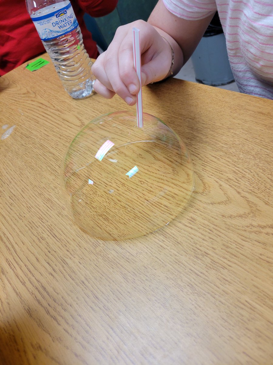 hschullesalazar's tweet photo. Seeing kids light up and complete labs, calling you over in pure excitement to see their result, is MAGIC! 🎩 We stay #LOCKEDONEXCELLENCE! @Lockhart_JH #measuring #collectingdata #scientificmethod #labprocedures https://t.co/JqQa1Wig7p